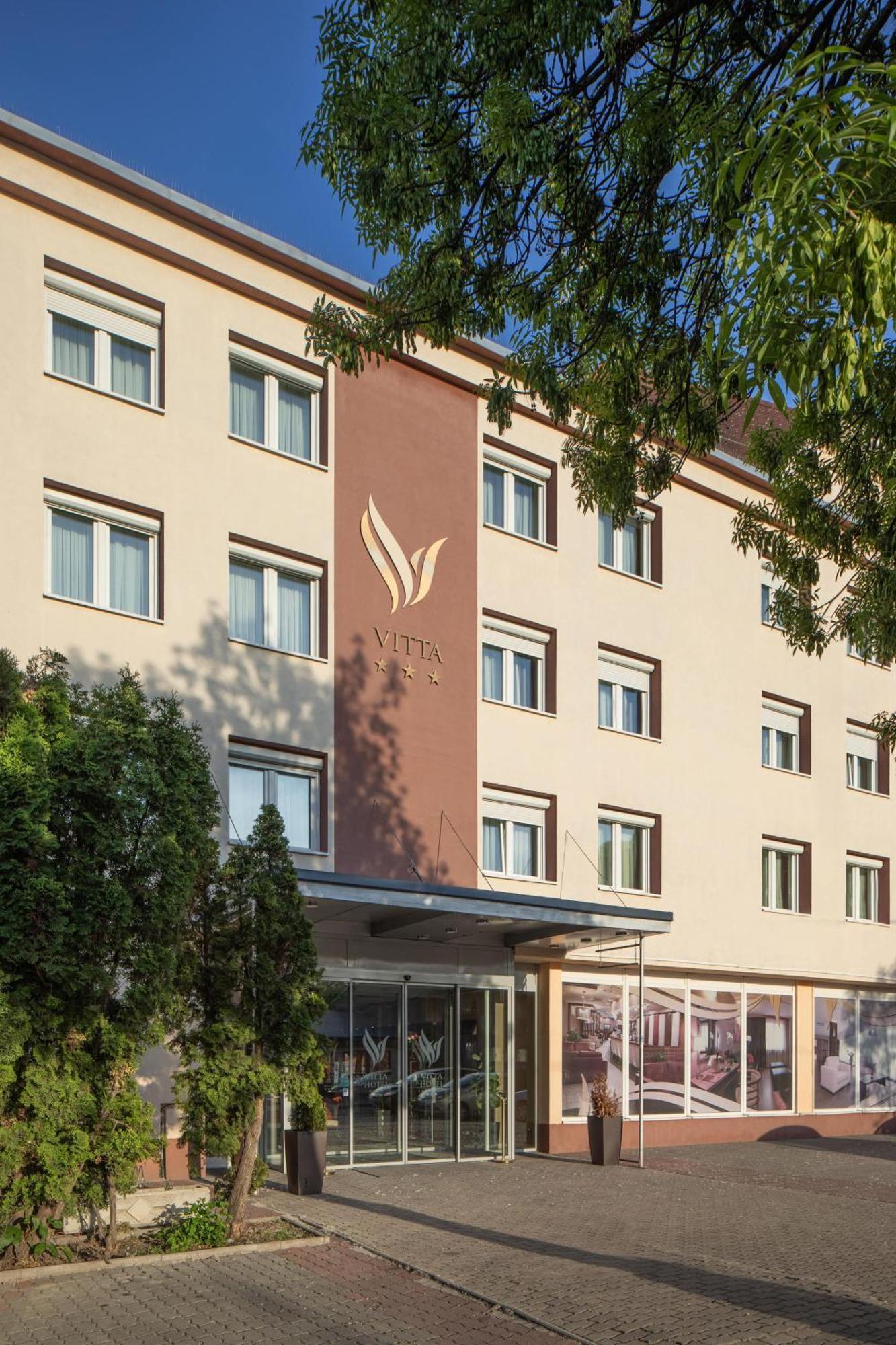 布达佩斯维塔高级酒店 外观 照片